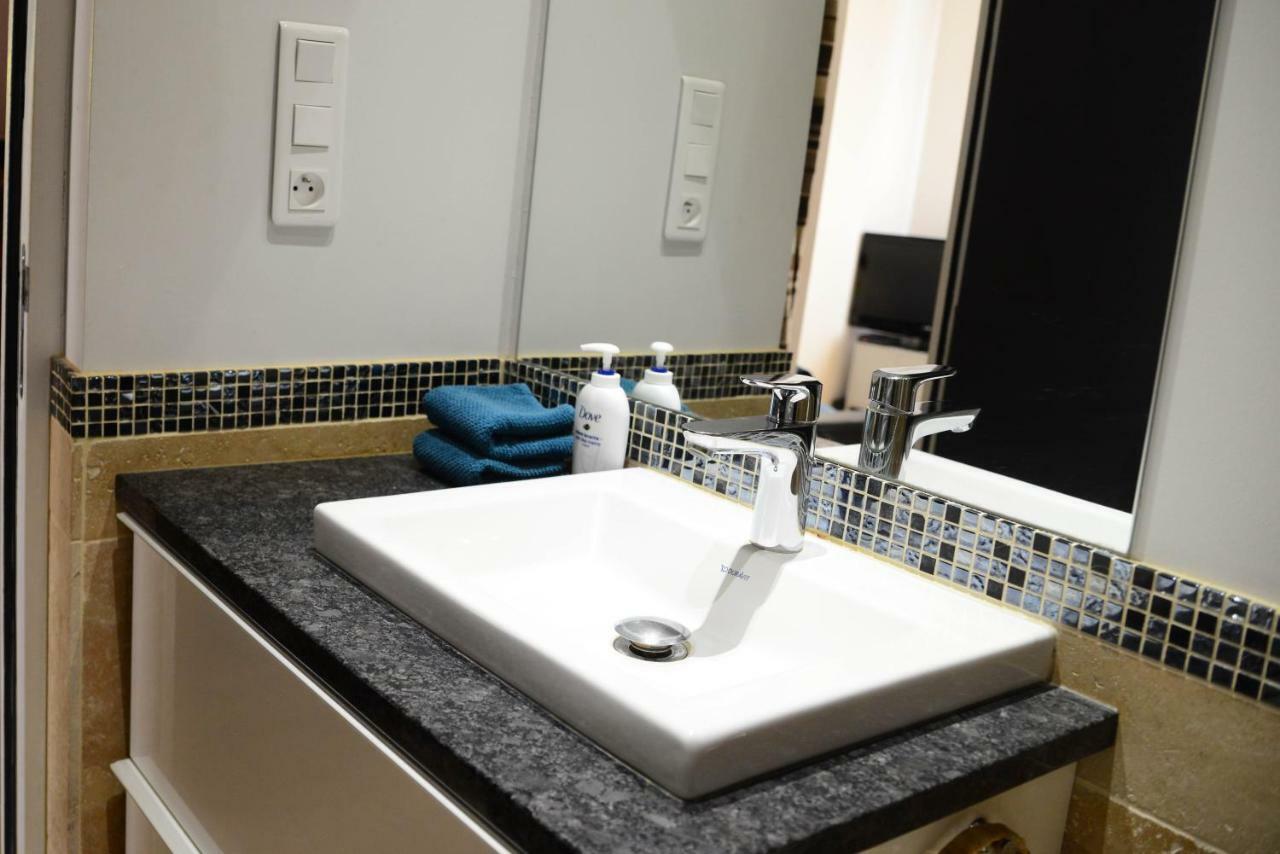 Le Sureau Apartment อาวีญง ภายนอก รูปภาพ
